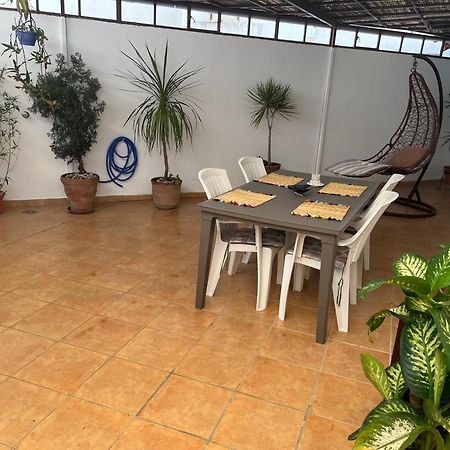 Appartement Elegant Et Climatise Au Centre Avec Terrasse - Proche Plage Et Attractions ! Танжер Екстер'єр фото